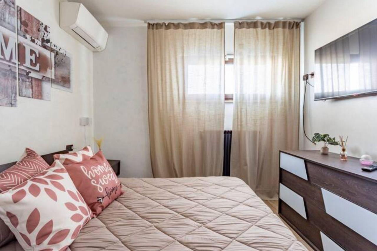 Old Lighthouse - - Airport Apartamento *